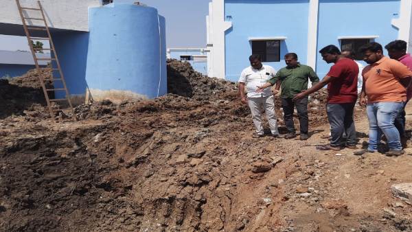 15 ದಿನಕ್ಕೊಮ್ಮೆ ಕುಡಿಯುವ ನೀರಿನ ಸರಬರಾಜು 15 ದಿನಕ್ಕೊಮ್ಮೆ ಕುಡಿಯುವ ನೀರಿನ ಸರಬರಾಜು