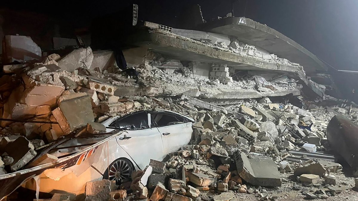 Turkey, Syria earthquake: Death toll rises to 5,000: internationals come to help! Turkey, Syria earthquake: Death toll rises to 5,000: internationals come to help!