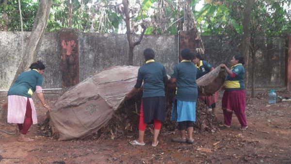 Dry Leaves Compost Bed Unique Way To Segregate Garbage At Udupi 