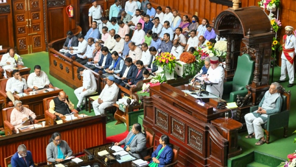 480 ಕೋಟಿ ಹಣದಲ್ಲಿ ವಿದ್ಯಾರ್ಥಿ ವೇತನ ವಿತರಣೆ 480 ಕೋಟಿ ಹಣದಲ್ಲಿ ವಿದ್ಯಾರ್ಥಿ ವೇತನ ವಿತರಣೆ