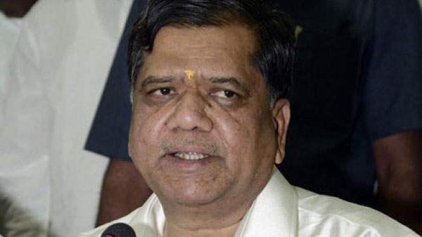 Not right Talking about personal matters: Jagadish Shettar outrage against H. D. Kumaraswamy