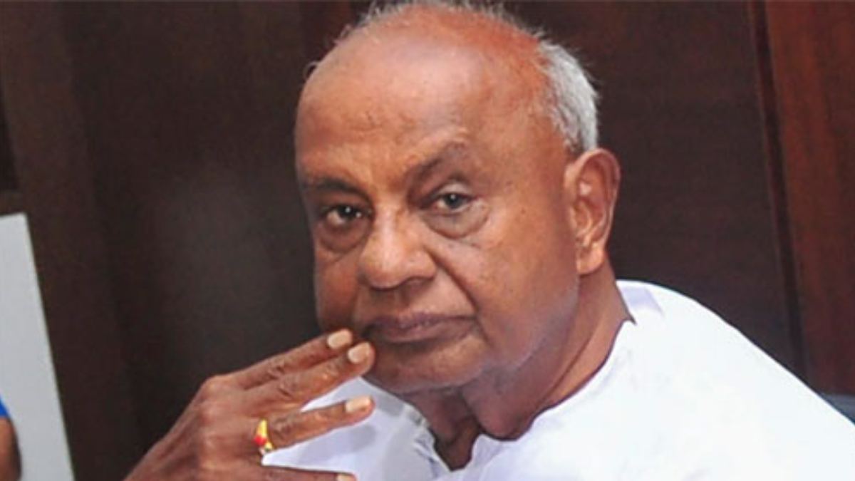 Former PM HD Devegowda admitted to Manipal Hospital to Knee Pain Treatment Former PM HD Devegowda admitted to Manipal Hospital to Knee Pain Treatment