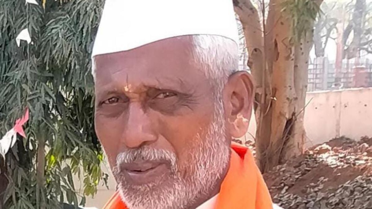 Bengaluru teacher who consumed poison at protest site, dies 