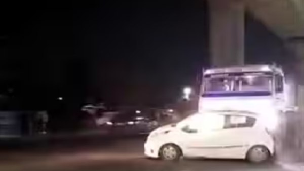 Hit And Drag Case: Truck Driver Hits Vehicles, Drags Car For 3 Km: Video