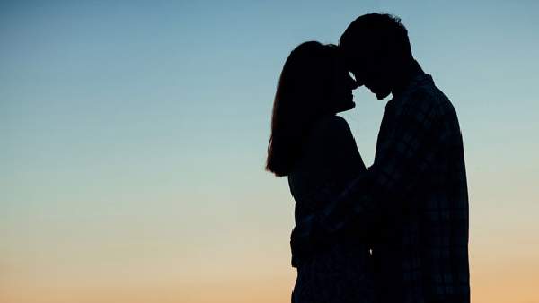 ಅಪ್ಪುಗೆಯ ದಿನವನ್ನು ಹೇಗೆ ಆಚರಿಸುವುದು? ಅಪ್ಪುಗೆಯ ದಿನವನ್ನು ಹೇಗೆ ಆಚರಿಸುವುದು?