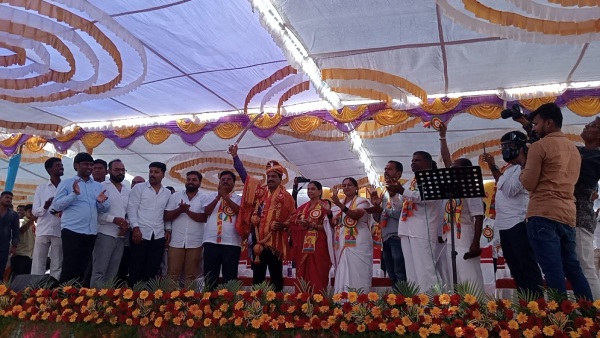 ನನ್ನ ಊರಿನಲ್ಲಿ ಇರಲು ಅವಕಾಶ ಕೊಡಲಿಲ್ಲ