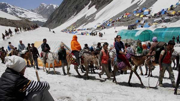 ಡೀಲಕ್ಸ್ ಎಸಿ ಬಸ್ ಸೌಲಭ್ಯಗಳು 