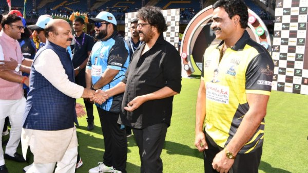 CM Basavaraj Bommai inaugurated Sandalwood Actors Kannada Chalanachitra Cup at Chinnaswamy stadium 