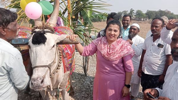 MGNREGA Scheme Helps Poor People Of Rural Areas 