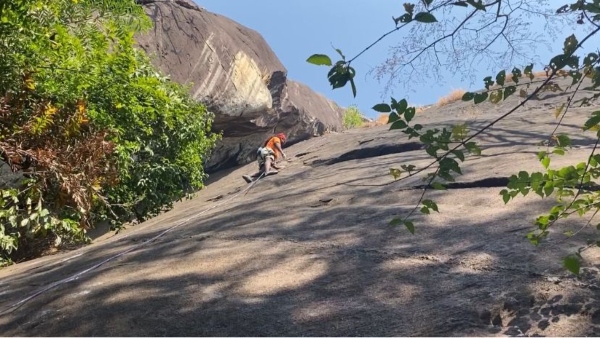 Belthangady: Koti raj climbed 1700 feet gadaikallu