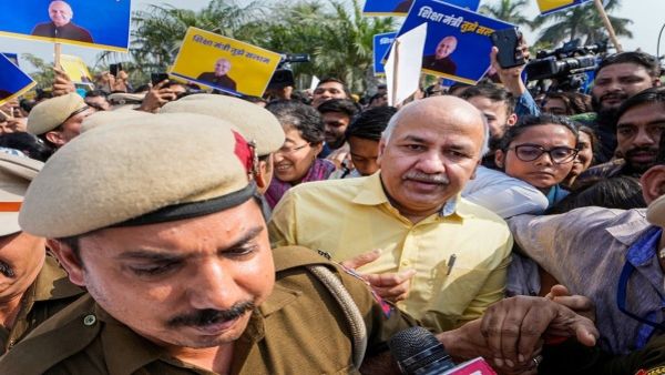 Liquor Policy Case: Manish Sisodia accused no. CBI requested 1-5 days custody! 
