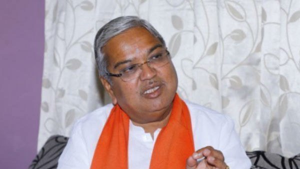 'ಕೈ'ಪಾಳೆಯದಲ್ಲಿ ಟಿಕೆಟ್ಗಾಗಿ ಪೈಪೋಟಿ 'ಕೈ'ಪಾಳೆಯದಲ್ಲಿ ಟಿಕೆಟ್ಗಾಗಿ ಪೈಪೋಟಿ