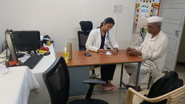Bengaluru 108 Namma Clinics Are Staffed By Doctors And So Far 8796 Patients Visited
