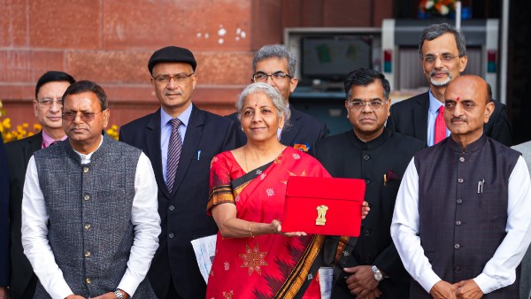 Budget 2023: Nirmala Sitharaman is the sixth finance minister to present budget 5 times in a row Budget 2023: Nirmala Sitharaman is the sixth finance minister to present budget 5 times in a row