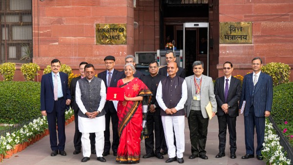 Budget 2023: Nirmala Sitharaman is the sixth finance minister to present budget 5 times in a row Budget 2023: Nirmala Sitharaman is the sixth finance minister to present budget 5 times in a row