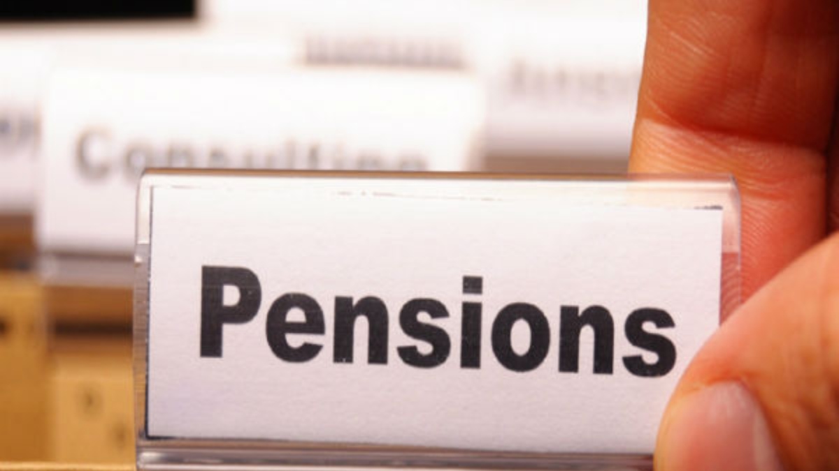 ನಿವೃತ್ತಿ ವೇತನದ ನಿಯಮ, ಪಿಂಚಣಿ