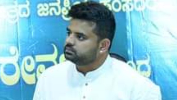 ಆರ್ ಆರ್ ನಗರ ಕ್ಷೇತ್ರದಲ್ಲಿಯೇ ಪ್ರಜ್ಜಲ್ ರೇವಣ್ಣ ಸ್ಪರ್ಧೆ ಯಾಕೆ.? 