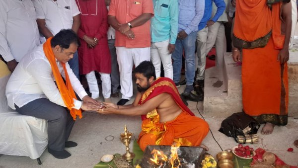 450 ಕೋಟಿ ರೂಪಾಯಿ ಒದಗಿಸಲಾಗಿದೆ 450 ಕೋಟಿ ರೂಪಾಯಿ ಒದಗಿಸಲಾಗಿದೆ