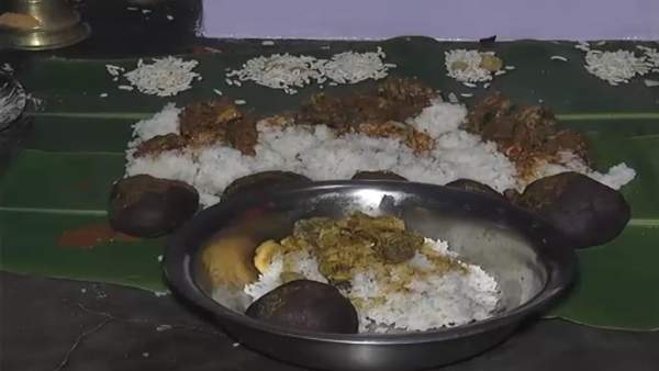 ಶಿವರಾತ್ರಿಗೆ ಮಾಂಸದೂಟ ಪ್ರಸಾದ ಶಿವರಾತ್ರಿಗೆ ಮಾಂಸದೂಟ ಪ್ರಸಾದ