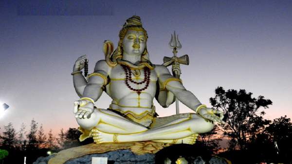 ಶಿವರಾತ್ರಿಯಂದು ಶಿವಗಿರಿಯಲ್ಲಿನ ಪೂಜೆ