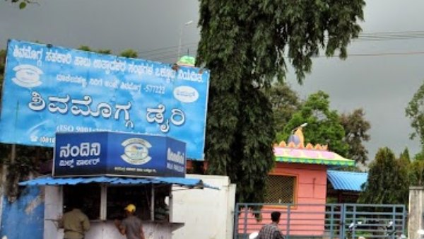 ಹುದ್ದೆಗಳು, ಯಾರಿಗೆ ಎಷ್ಟು?