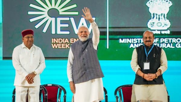 ನರೇಂದ್ರ ಮೋದಿಯವರಿಗೆ ಕನ್ನಡಿಗರ ಮೇಲೆ ಯಾಕಿಷ್ಟು ದ್ವೇಷ?