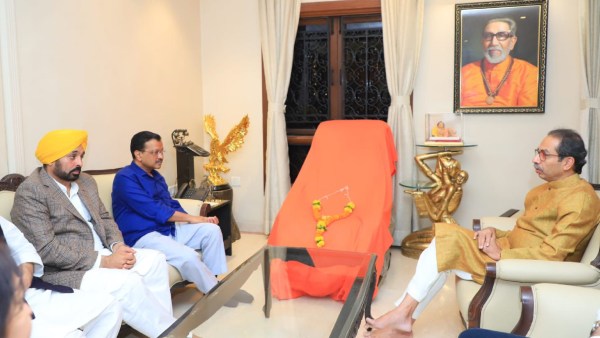 Uddhav Thackeray, Arvind Kejriwal Meet Over Situation In The Country