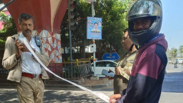 ₹120 crore in traffic violation fines collected by Traffic Police ₹120 crore in traffic violation fines collected by Traffic Police