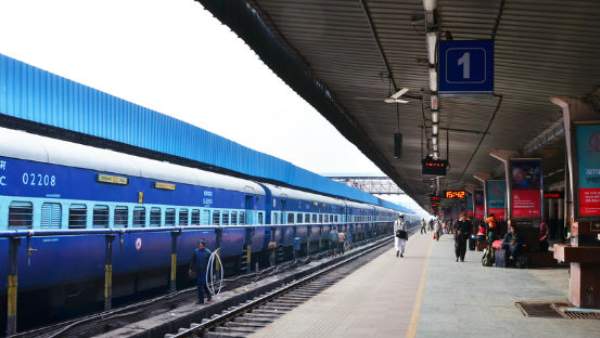 Indian Railways cancels 300 trains on February 10th 2023 full list is here 