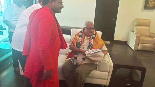 Valmiki Jatre issue: This is What Kichcha Sudeep Said About The Fans Clash Valmiki Jatre issue: This is What Kichcha Sudeep Said About The Fans Clash