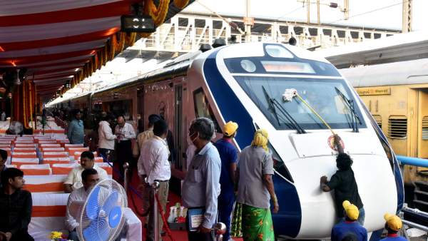 Railways to introduce two types of Vande Bharat train