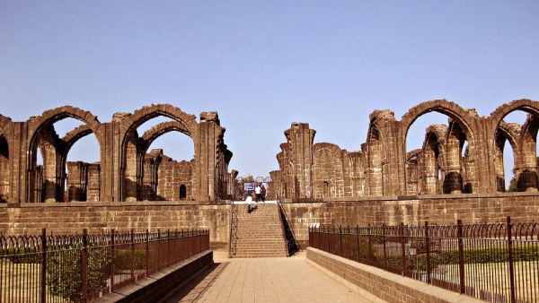  ವೈದ್ಯಕೀಯ ಕಾಲೇಜಿನ ಕೊರತೆ