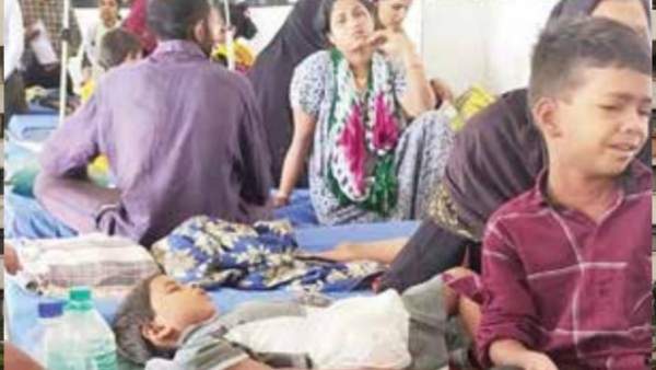 Yadgir:30 More people were hospitalized after drinking contaminated water, One woman died.