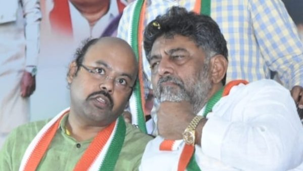 Yathindra Siddaramaiah Age, Biography, Education, Family, Net Worth & Political Career Details 
