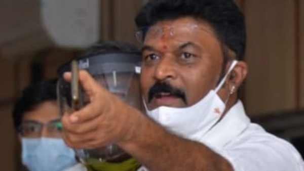 ಮೈತ್ರಿ ಸರ್ಕಾರಕ್ಕೆ ಗುಡ್ ಬೈ ಹೇಳಿದ್ದ ಆನಂದ್ ಸಿಂಗ್ 