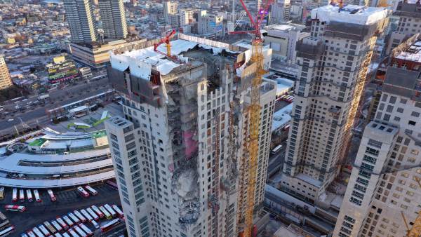 Karnataka Pollution Control Board imposes Rs 87L fine on apartment for encroaching stormwater drain