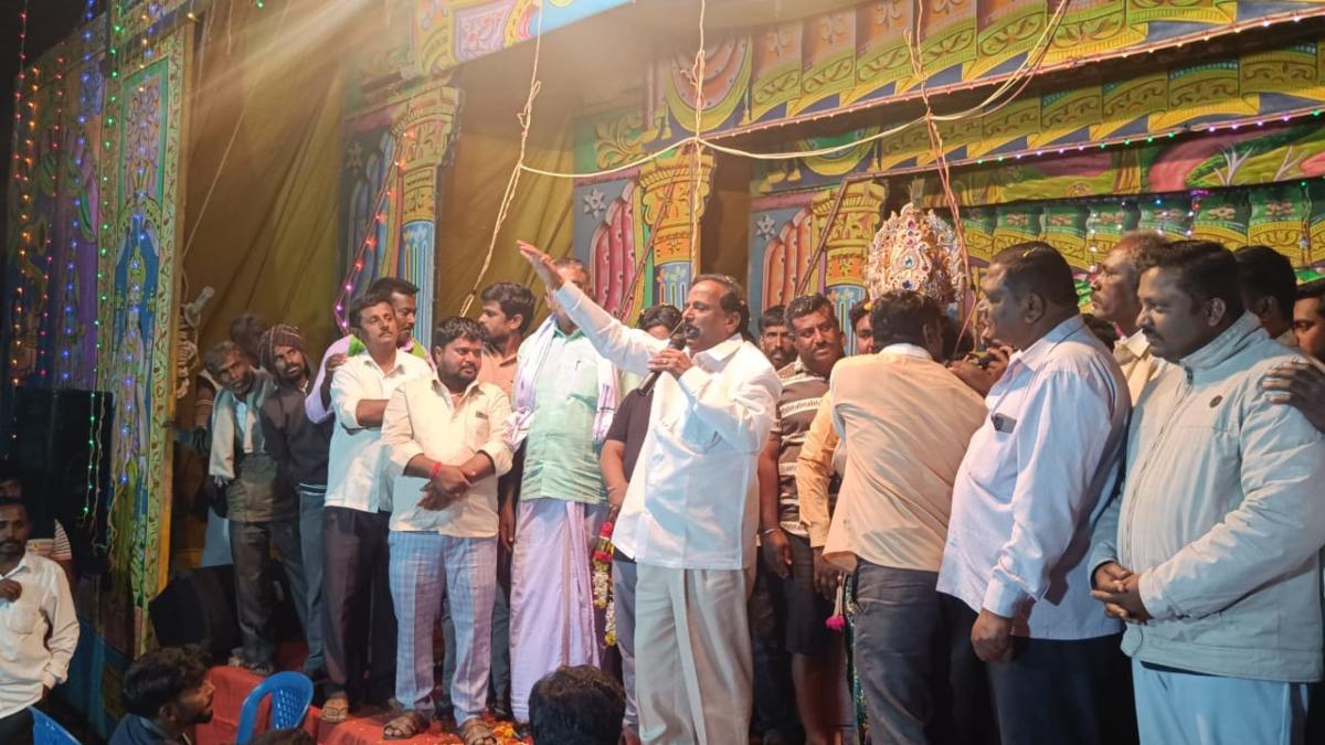 Karnataka assembly election 2023: JDS candidate D.J Nagaraj Reddy Start Door To Door Election Campaign In Bagepalli Karnataka assembly election 2023: JDS candidate D.J Nagaraj Reddy Start Door To Door Election Campaign In Bagepalli