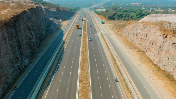  ನಾಲ್ಕು ಪಥದ ರಸ್ತೆಯಾಗಿ ಮಾಡಲು ಯೋಜನೆ
