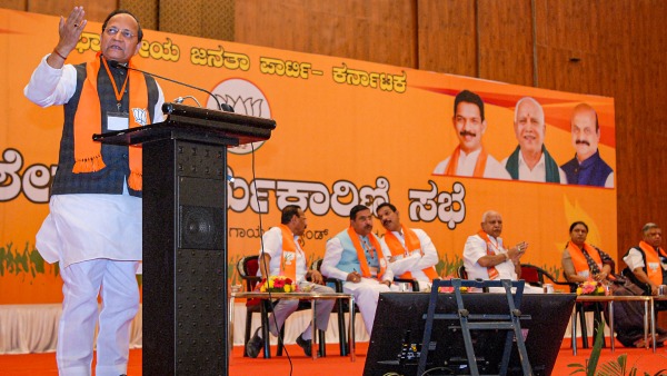  ಮುನ್ನೆಲೆಗೆ ಬಂದ ಜಾತಿ ರಾಜಕಾರಣ