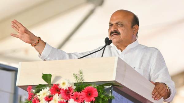 Karnataka scraps 4% OBC quota for Muslims, gives it to Vokkaligas, Lingayats communities Karnataka scraps 4% OBC quota for Muslims, gives it to Vokkaligas, Lingayats communities