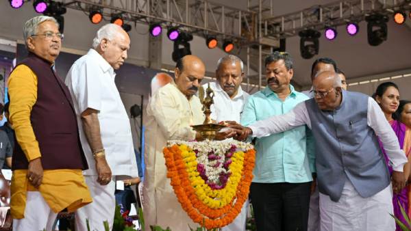 Support M.P.Renukacharyas; B. S. Yediyurappa appeals to people of Honnali Support M.P.Renukacharyas; B. S. Yediyurappa appeals to people of Honnali