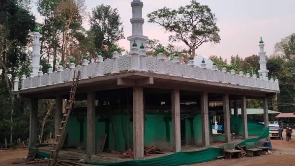 Another Dargah Controversy Started In Chikkamagaluru