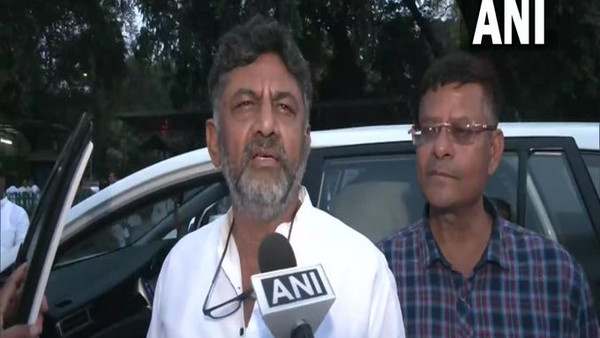 Congress meeting to finalize candidates for remaining 100 constituencies 