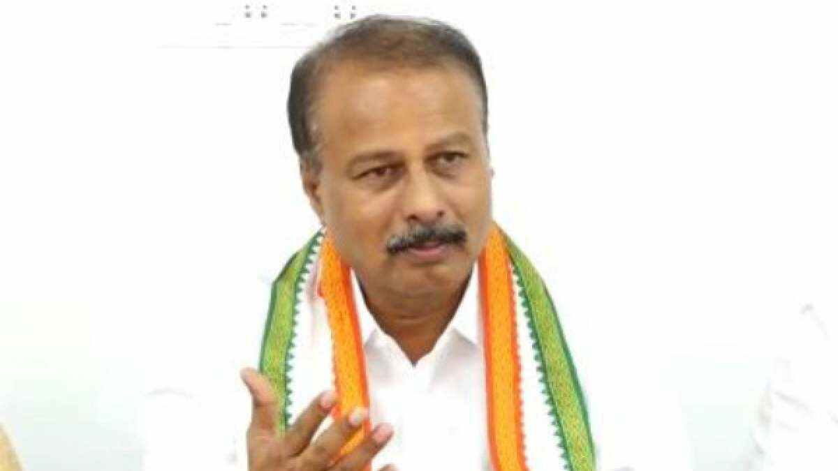 R Dhruva narayan Body Will Be Cremated With State Honours Says Cm Basavaraj Bommai