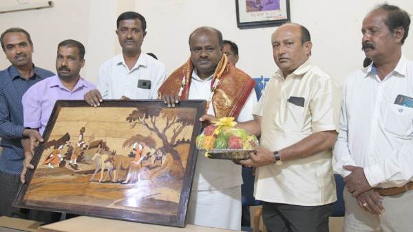 Facilities did not reach to people during Siddaramaiah government: H.D.Kumaraswamy