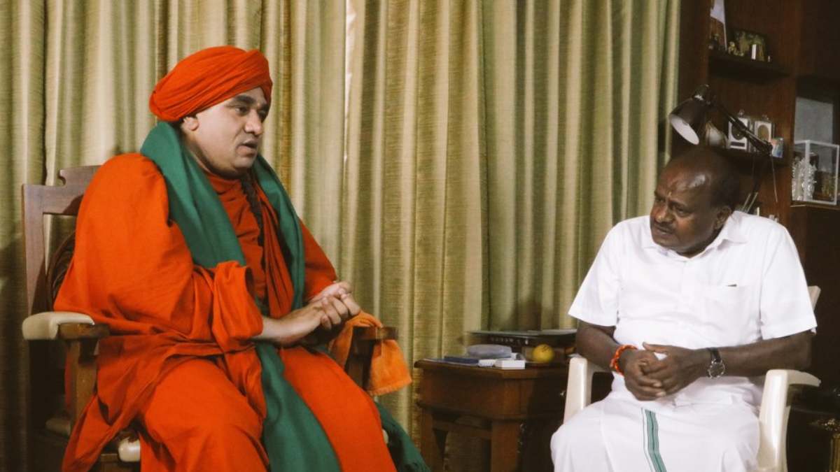 Bengaluru: Panchamasali Shri meets HD Deve Gowda, hd kumaraswamy