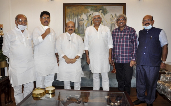 ಸತತ ಮೂರು ಬಾರಿ ಉಮೇಶ್‌ ಕತ್ತಿ ಆಯ್ಕೆ