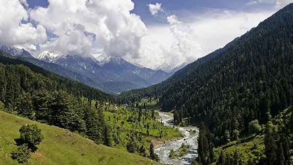 This Summer IRCTC introduce Kashmir Package Tour 