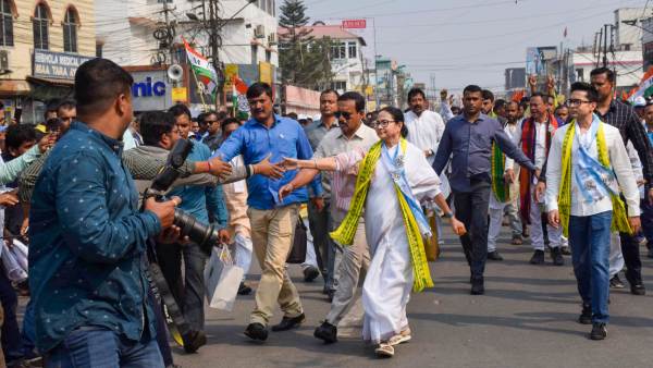 Mamata Banerjee says Will Fight Alone in the 2024 lok sabha elections