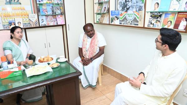  JDS Leader HD Kumaraswamy To Meet Mamata Banerjee 